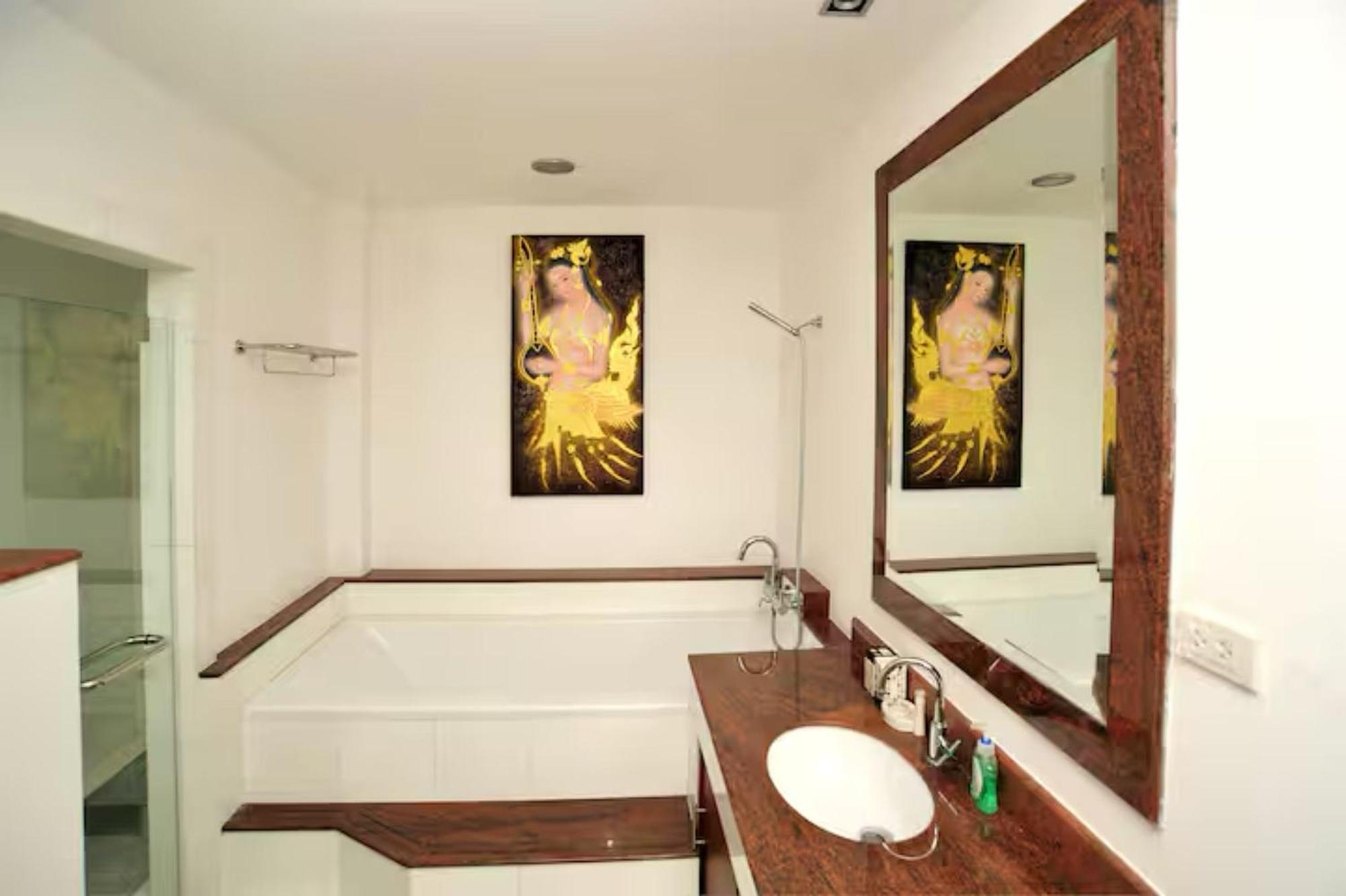 Thai Heritage Villa Melitta Bangrak Bohput, Beach, Pool, Seaviews, 6-Suite, Full Villa, Luxury, Aaa Location Koh Samui Bangrak Beach Exterior foto