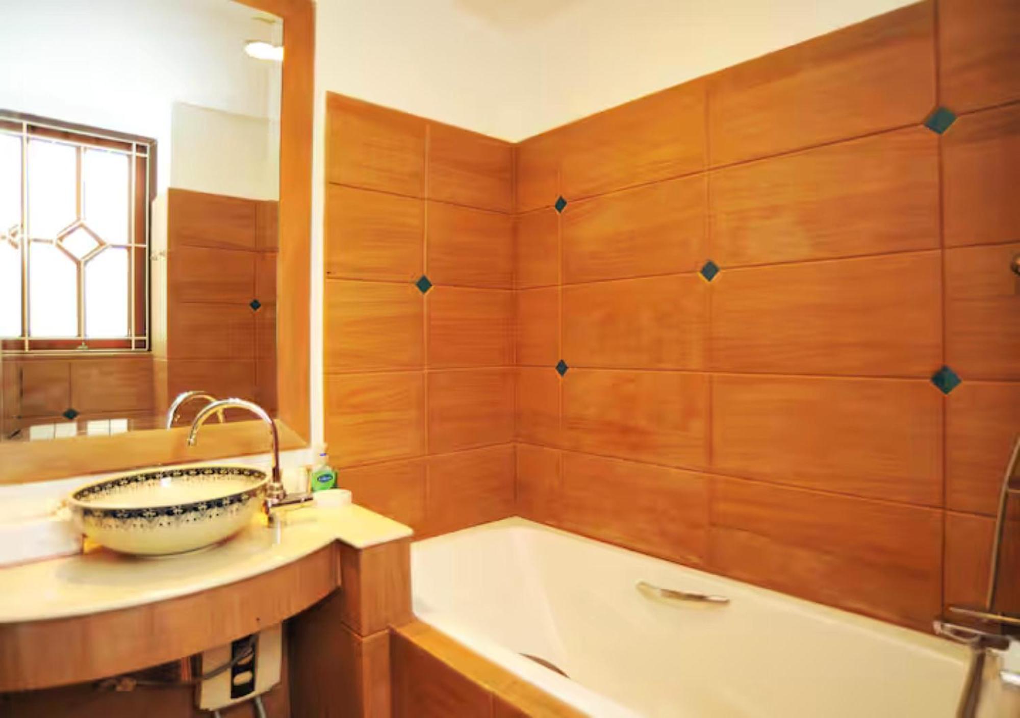 Thai Heritage Villa Melitta Bangrak Bohput, Beach, Pool, Seaviews, 6-Suite, Full Villa, Luxury, Aaa Location Koh Samui Bangrak Beach Exterior foto